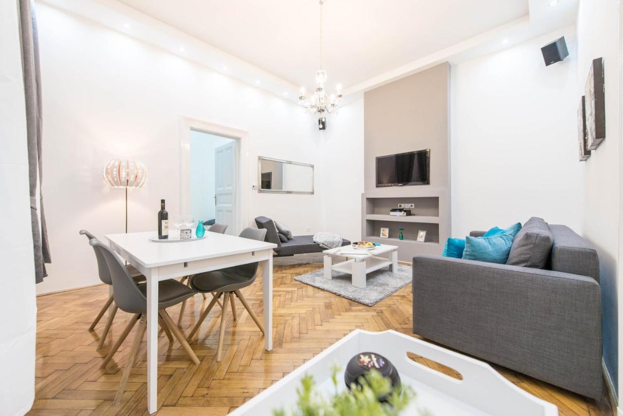 Dominik Apartment بودابست المظهر الخارجي الصورة