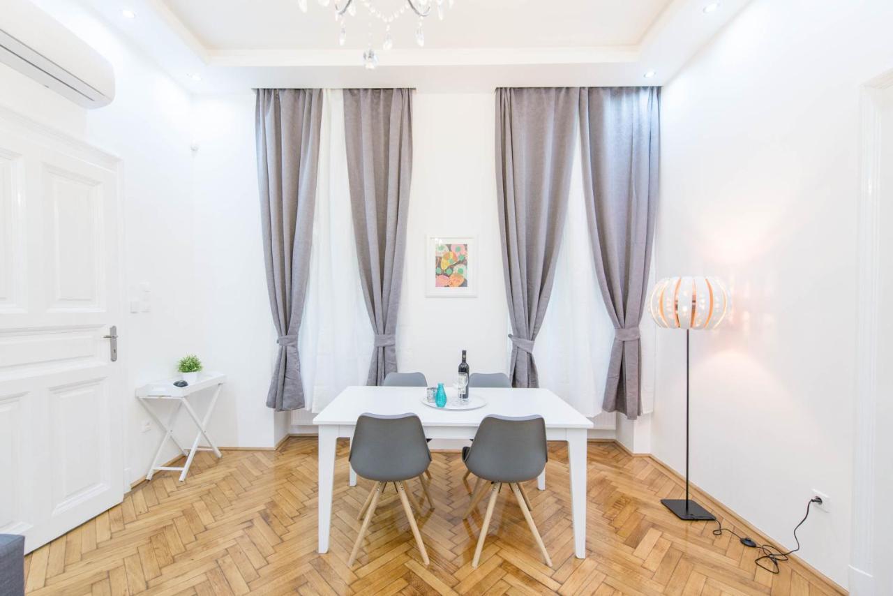 Dominik Apartment بودابست المظهر الخارجي الصورة